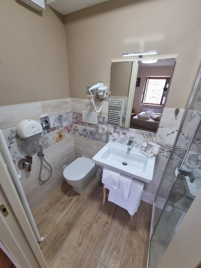 Lucyben Guesthouse كاشا المظهر الخارجي الصورة