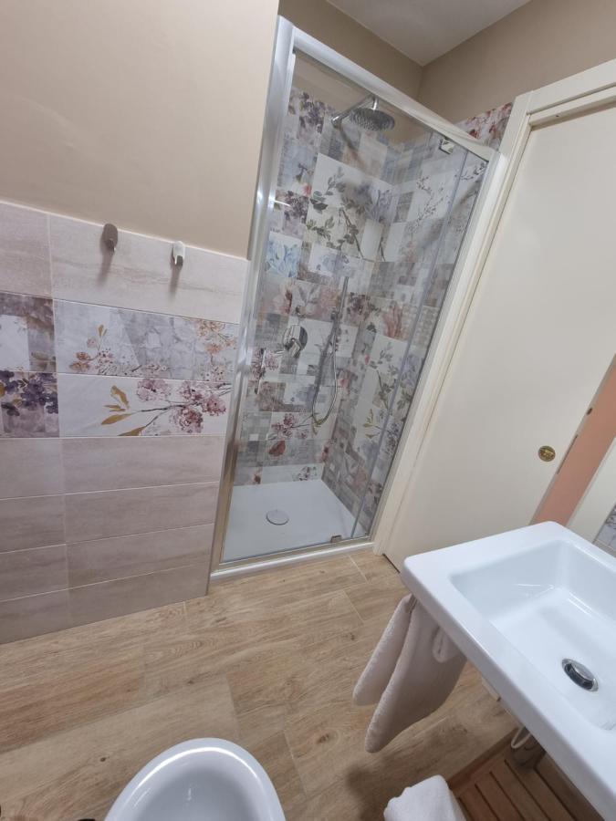 Lucyben Guesthouse كاشا المظهر الخارجي الصورة